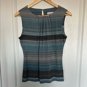 Calvin Klein Women's Blue and Black Sleeveless Top size M